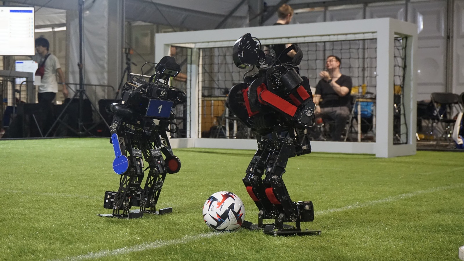 Robot Ichiro Its Kiri Saat Bertanding Pada Ajang Robocup 2024 Di Eindhoven Belanda